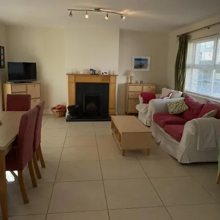 Castle Gardens Bungalow, Saint Helens Resort, Wexford - 3 Bedroom Sleeps 6